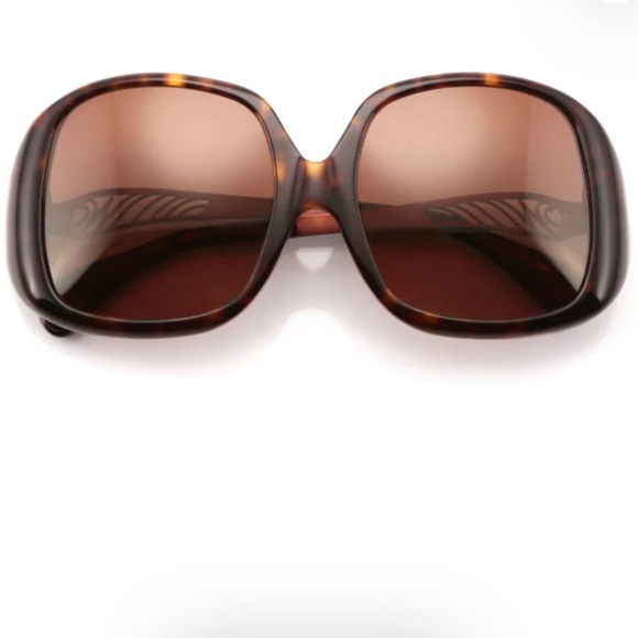 NWT Wildfox $109 Liz Sunglasses | Tortoise main image 9